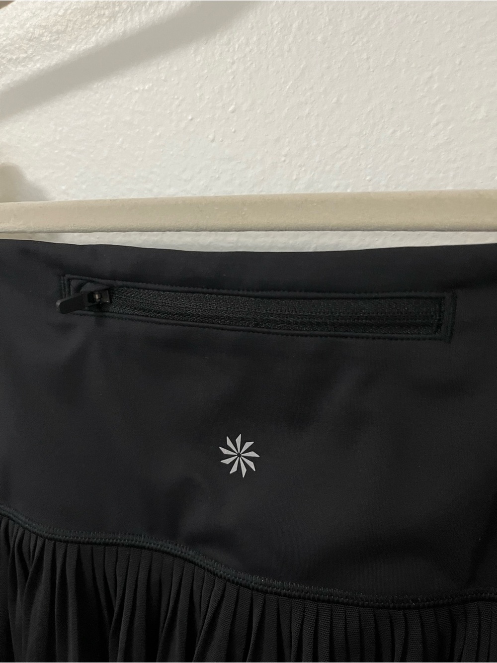ATHLETA SIZE M A-Game Mesh Skort Pleated Skirt - Picture 11 of 15